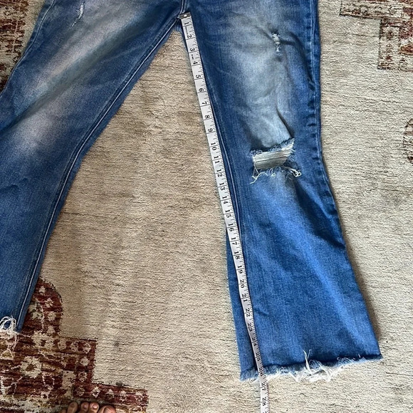 NWOT WOMENS KANCAN DISTRESSED JEANS SIZE 15/31 - Picture 4 of 4